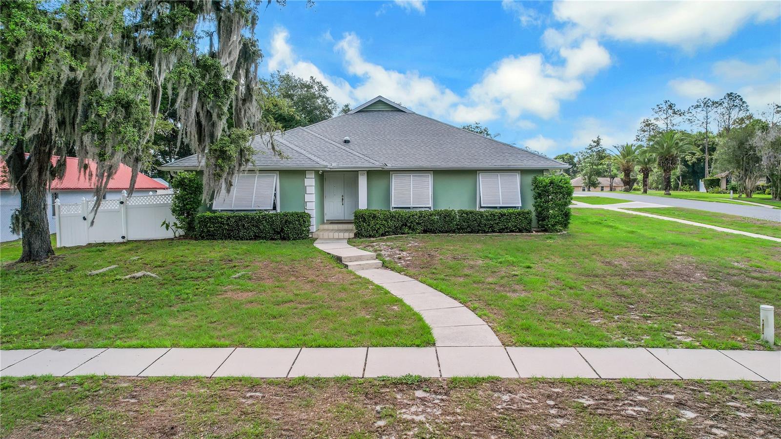 317 Woodland Trl, FL