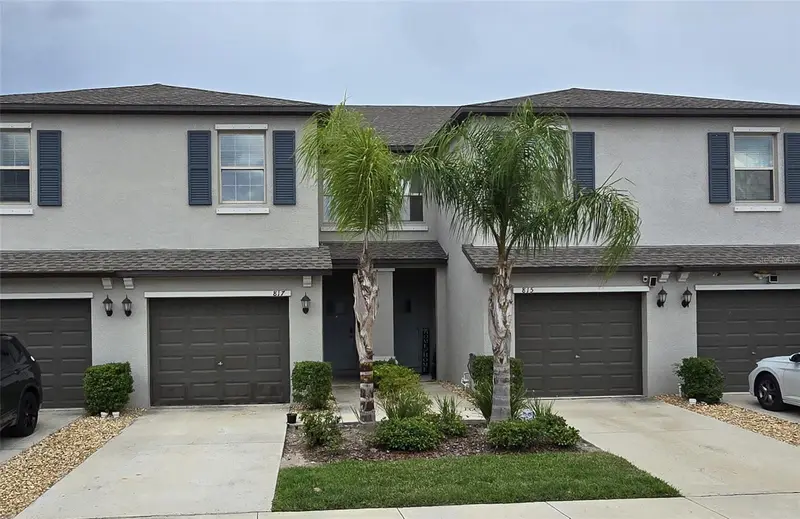 817 Royal Empress Dr, FL