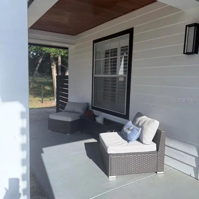 1908 W Socrum Loop Rd, FL