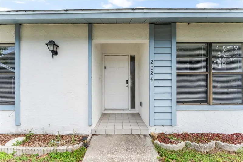 2024 Sheffield Ct, FL