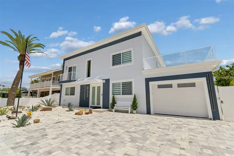 933 Eldorado Ave, FL