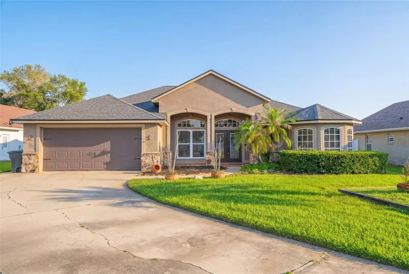 1302 Pine Song Dr, FL