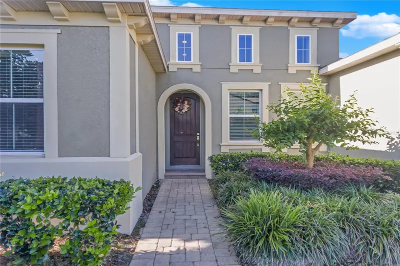 14246 Creekbed Cir, FL