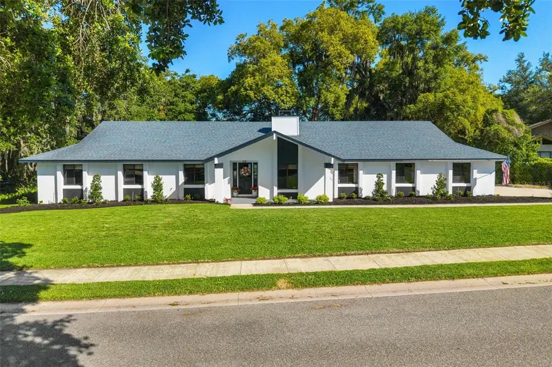 457 Forestwood Ln, FL