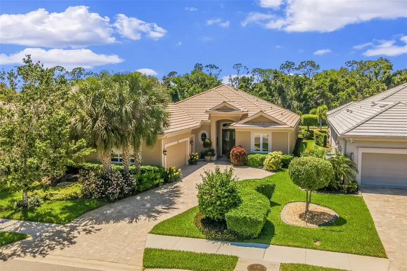 5010 Tobermory Way, FL