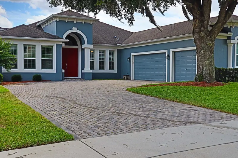 2100 Misty Glen Dr, FL