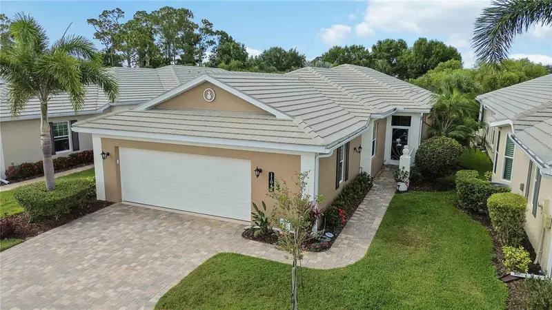 11045 Barnsley Dr, FL
