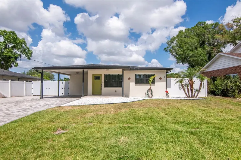 1713 W Saint Isabel St, FL