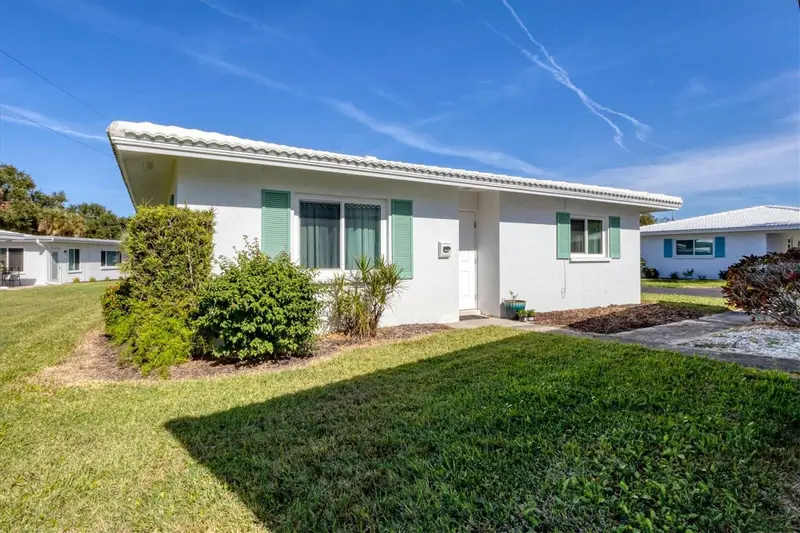1815 Roxane Way #65, FL