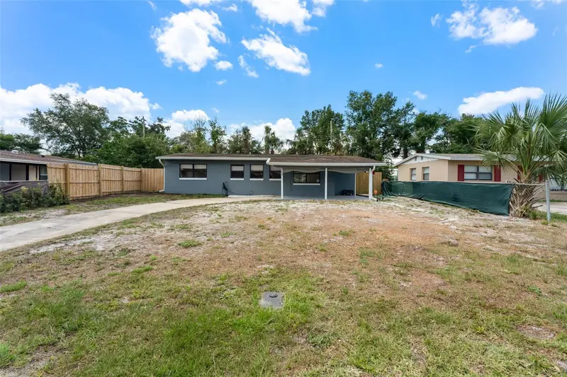 211 Woodmere Blvd, FL