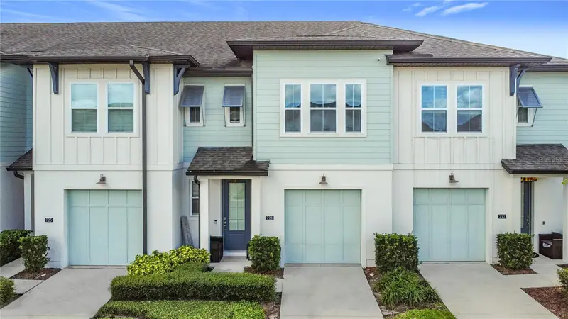 721 Benoi Dr, FL