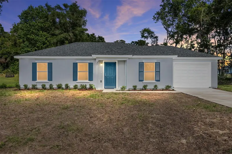 37 Dogwood Drive Pass, FL