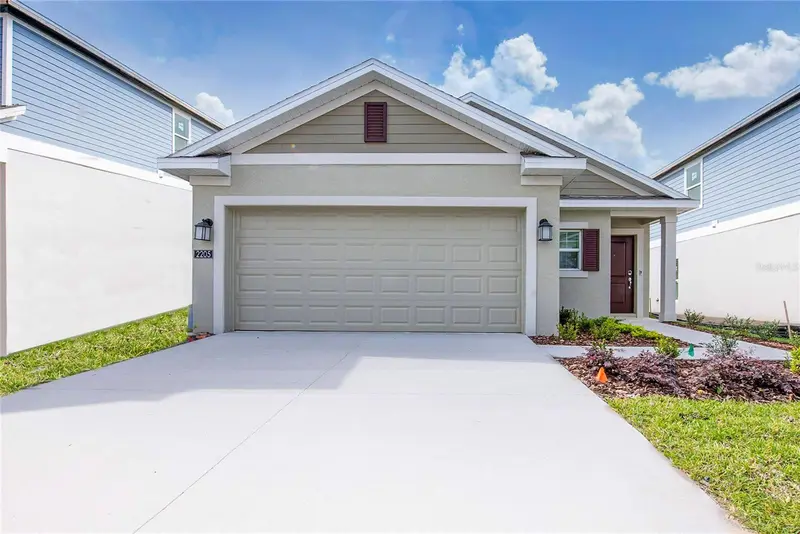 2205 Aquifer Ln, FL