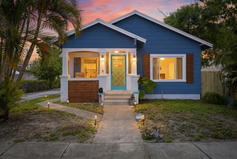 2237 14th Ave N, FL