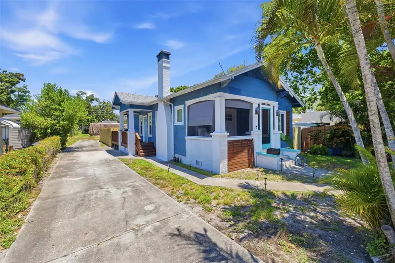 2237 14th Ave N, FL