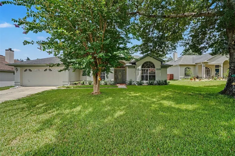 3883 Kingston Oaks Cv, FL