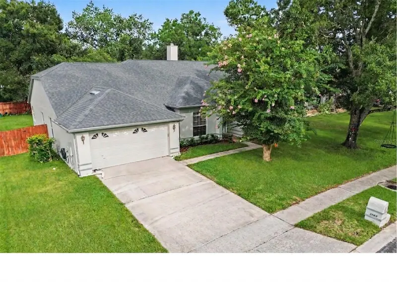 3883 Kingston Oaks Cv, FL