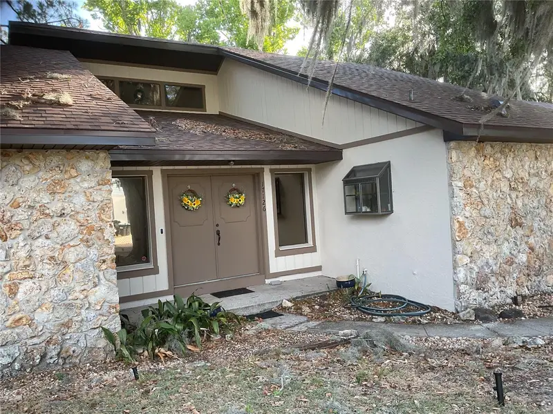 17126 Arrowhead Blvd, FL
