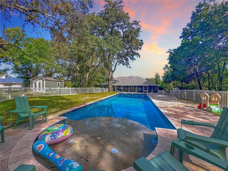 390 W Olympia St, FL