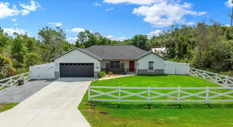 17 Holly Rd, FL