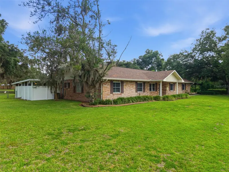 13525 301 Hwy N, FL