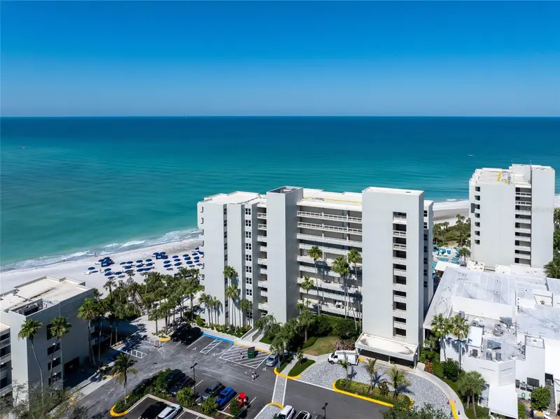 210 Sands Point Rd #2101, FL