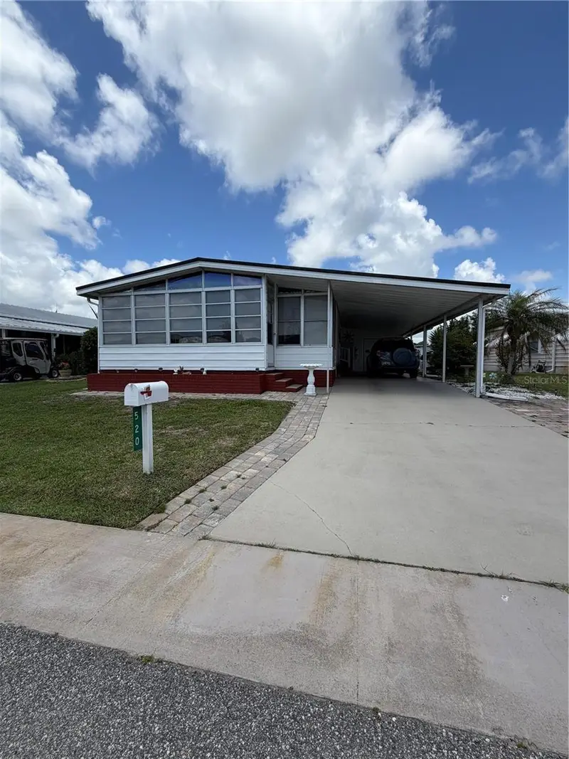 520 Marnie Cir, FL