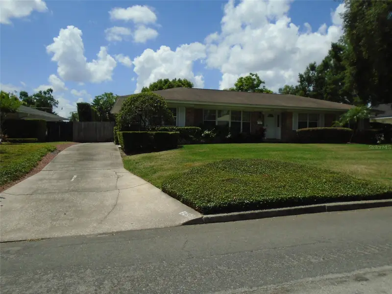 2430 Deloraine Trl, FL