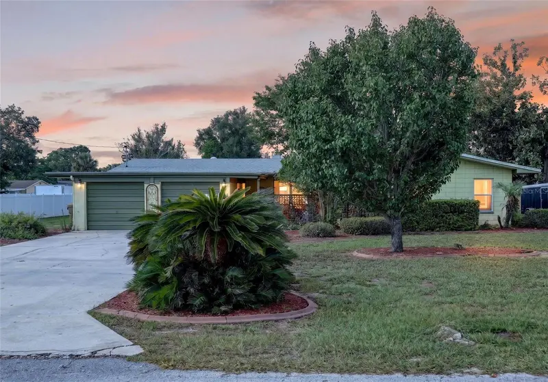 5216 Sydney Rd, FL