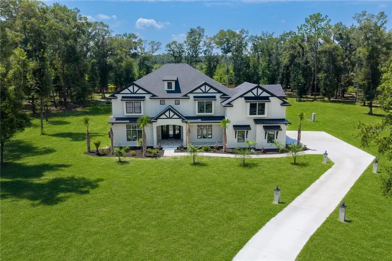 285 Sw Hermitage Gln, FL