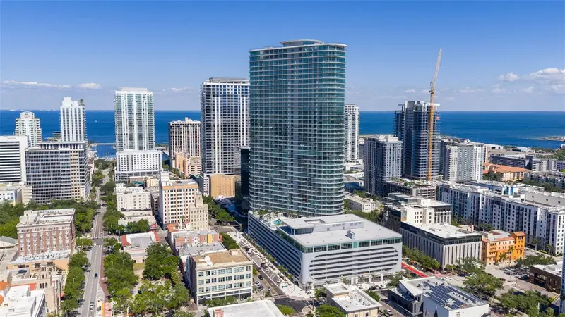 400 Central Ave #3906, FL