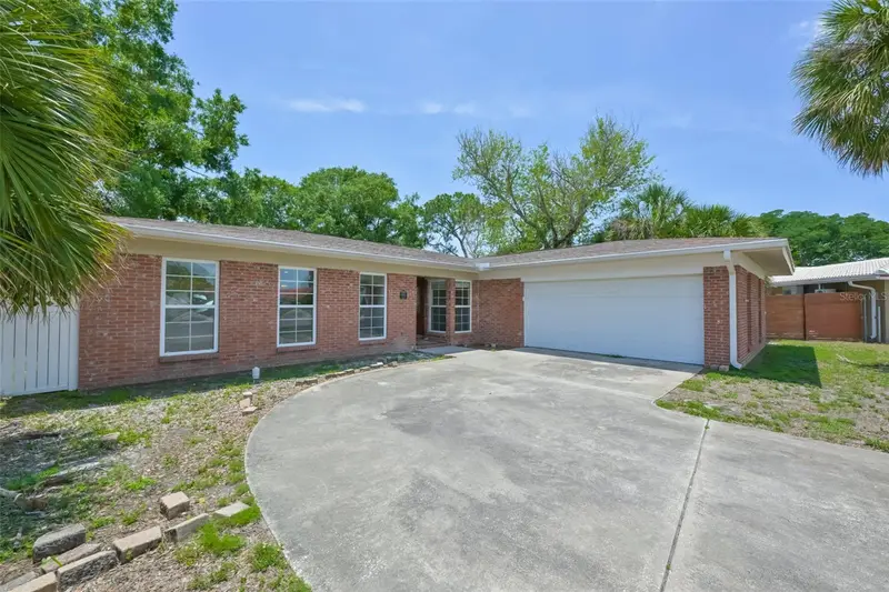 8410 Lava Pl, FL