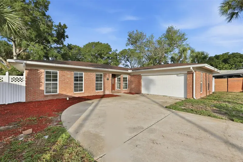 8410 Lava Pl, FL