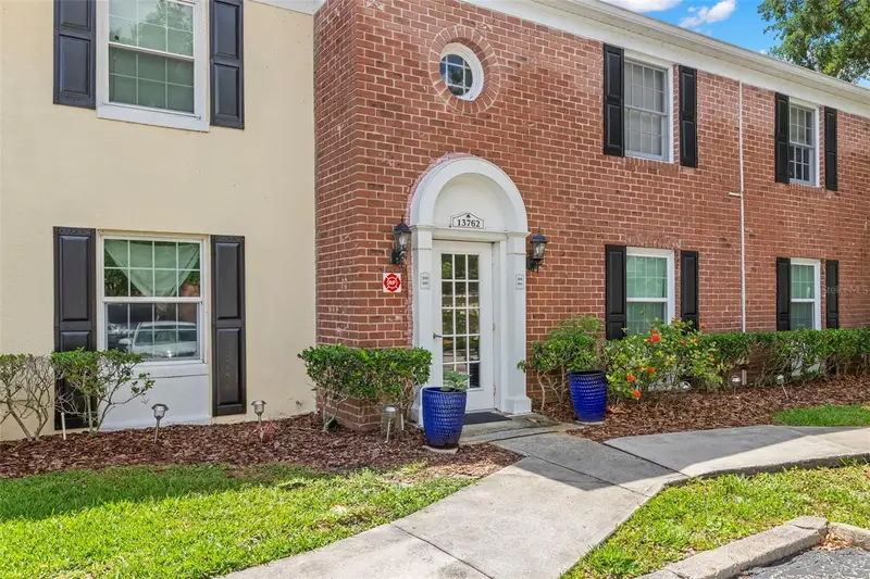 13762 Orange Sunset Dr #102, FL