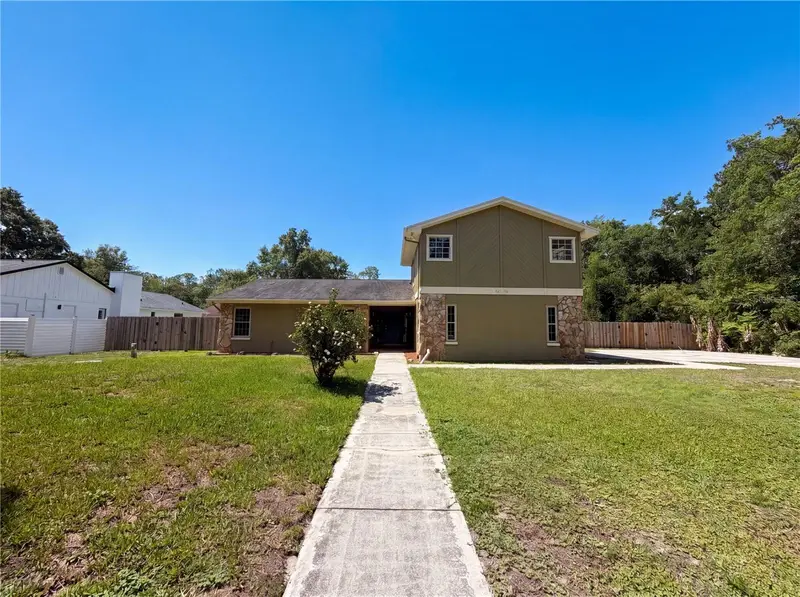 2534 Victarra Cir, FL