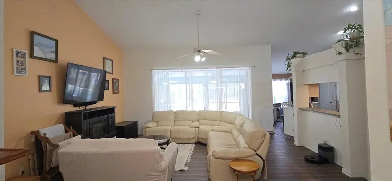 27 Grass St, FL
