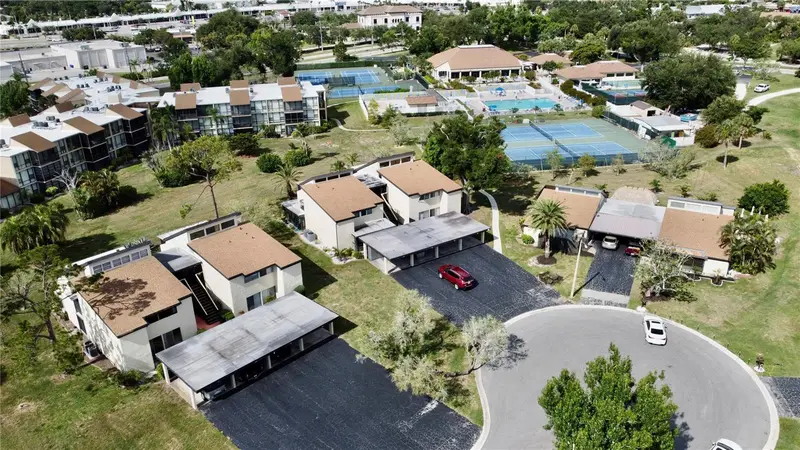 625 White Pine Tree Rd #23, FL