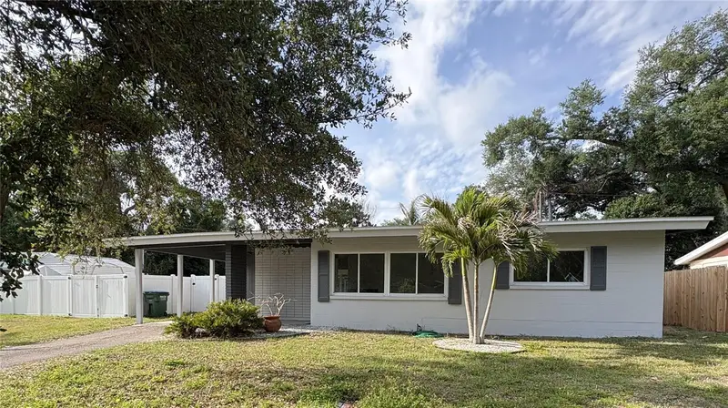 10543 51st Ter N, FL