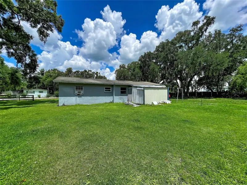 390 Moose Lodge Rd, FL