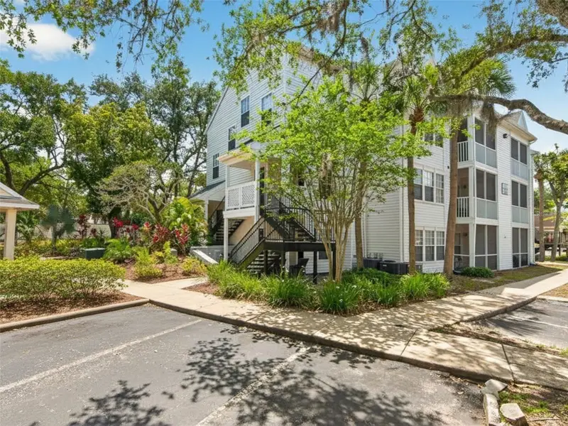 3305 Haviland Ct #301, FL