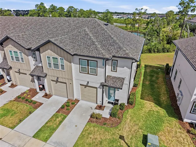 828 Longboat Dr, FL