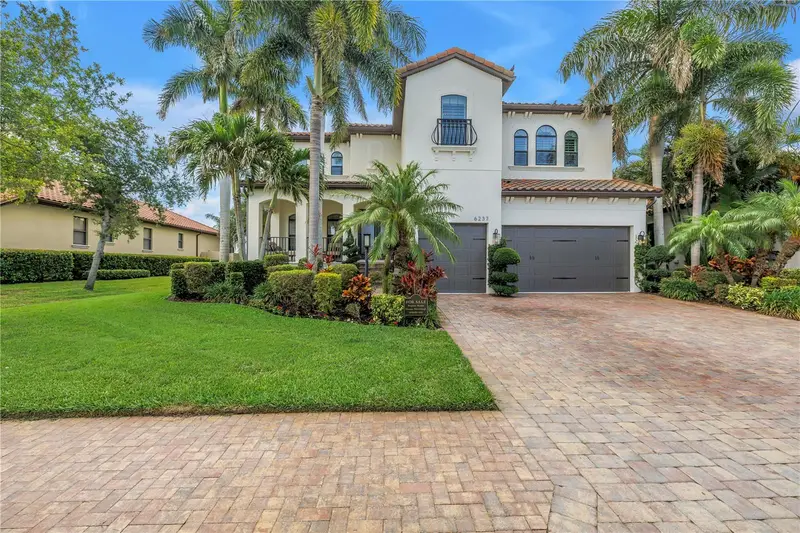 6237 Signature Pointe Ln, FL