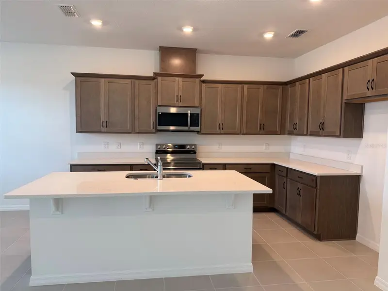 333 Marion Loop, FL