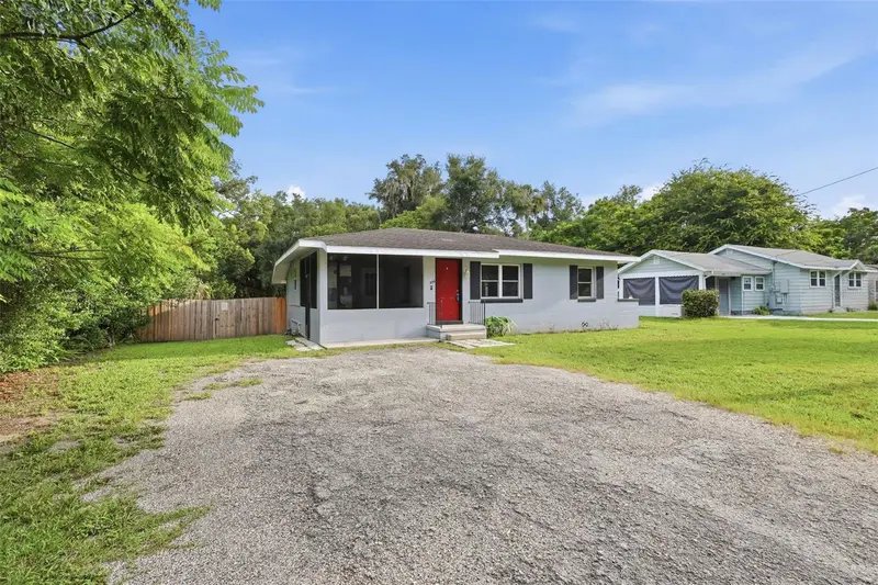320 W Graves Ave, FL