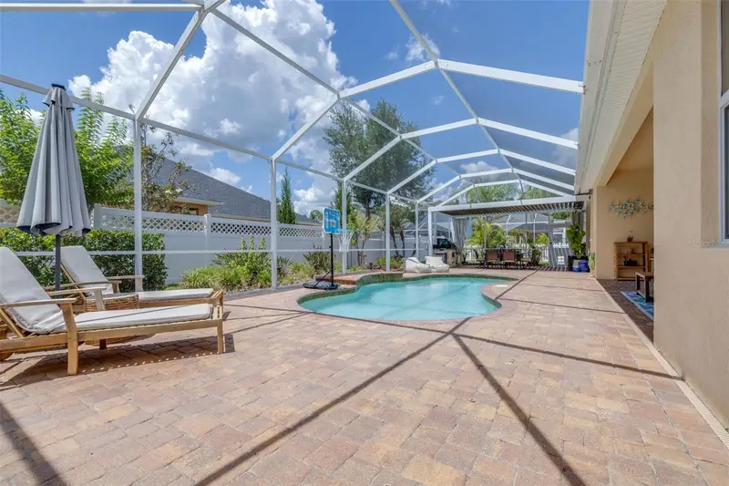 3227 Watermark Dr, FL