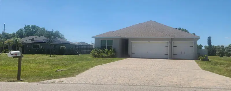 25336 Deep Creek Blvd, FL