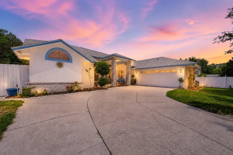 4386 Wyndcliff Cir, FL