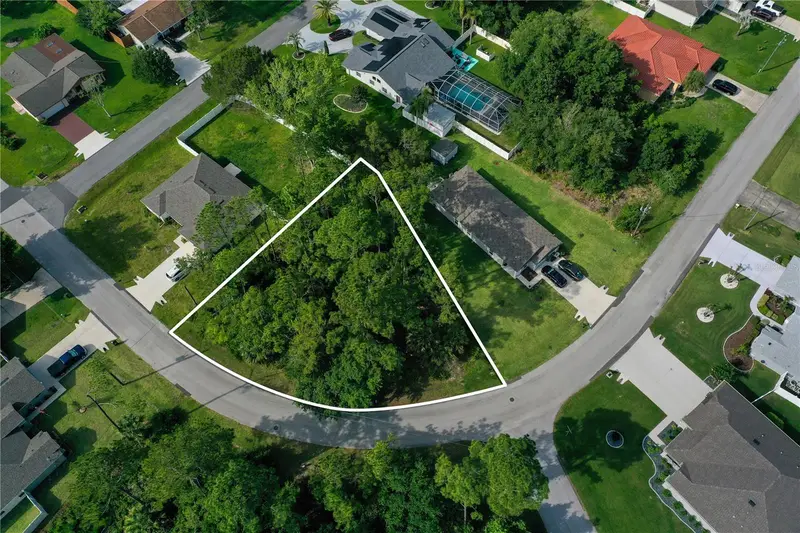 62 Persimmon Dr, FL