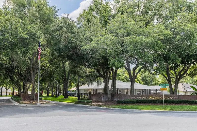 214 Amberly Way, FL