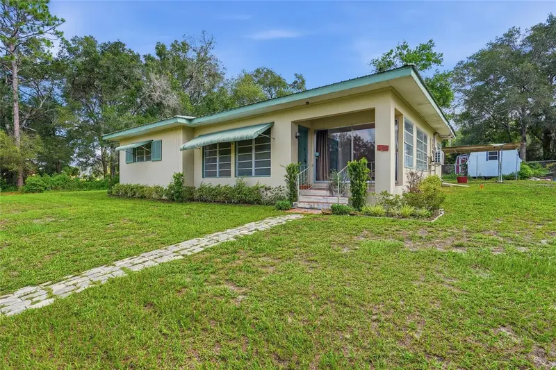 665 Se Heron St, FL